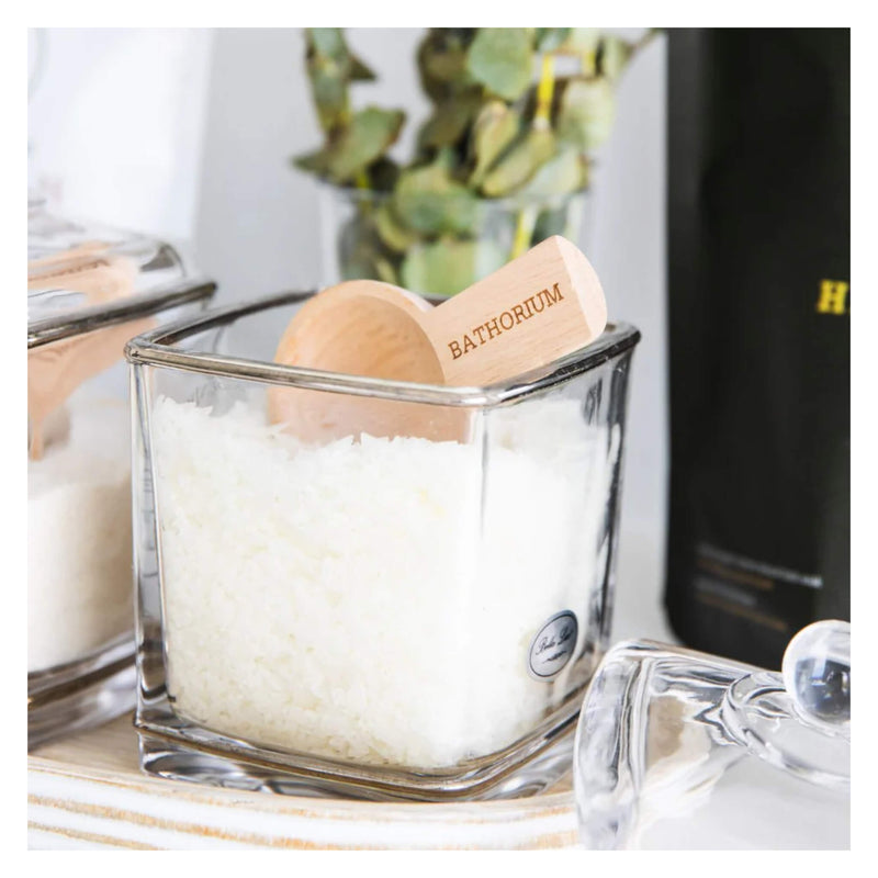 Bathorium Hinoki Mineral Bath Soak Texture
