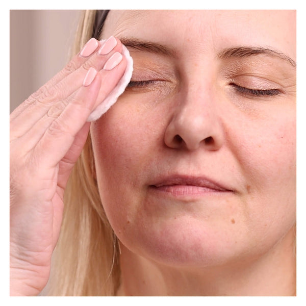 Eminence Herbal Eye Make-up Remover Lifestyle
