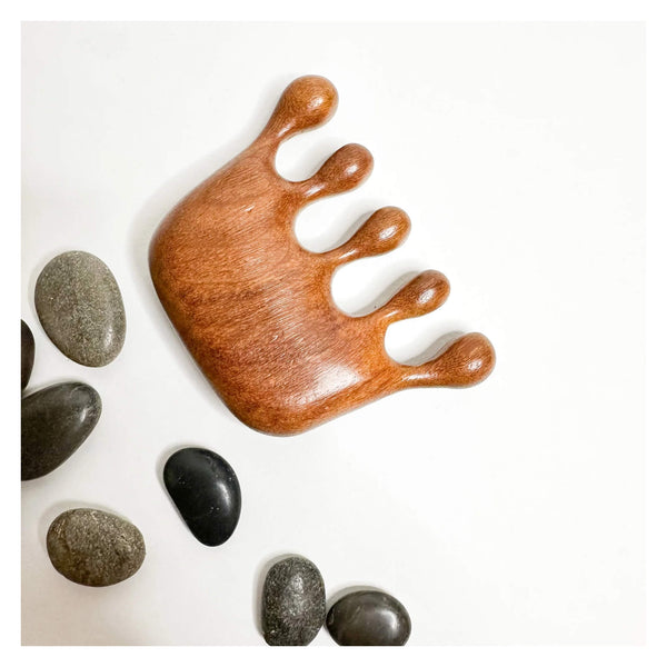 Smile Boutiques Natural Sandalwood Scalp Massager Lifestyle
