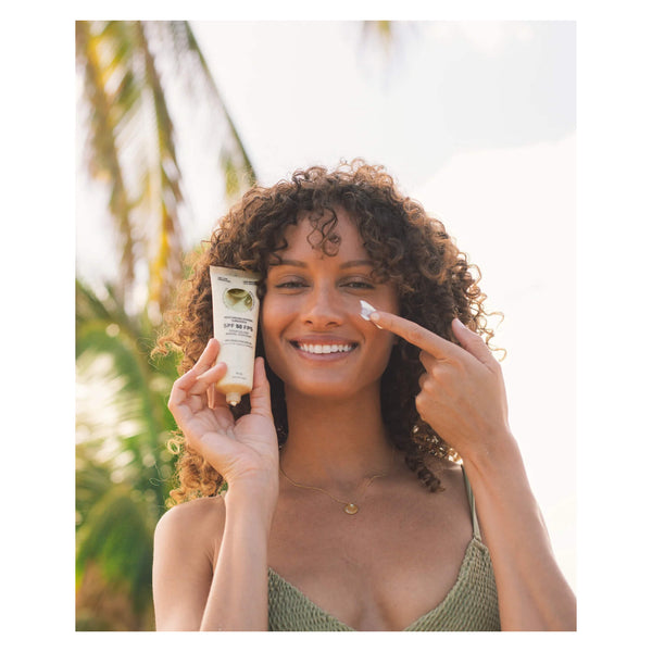 TANIT Sunscreen SPF50 - Lifestyle
